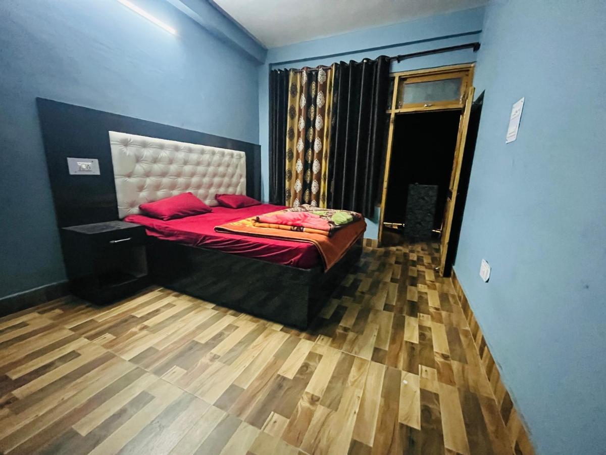 Shanti Cafe & Hostels Kasol Buitenkant foto