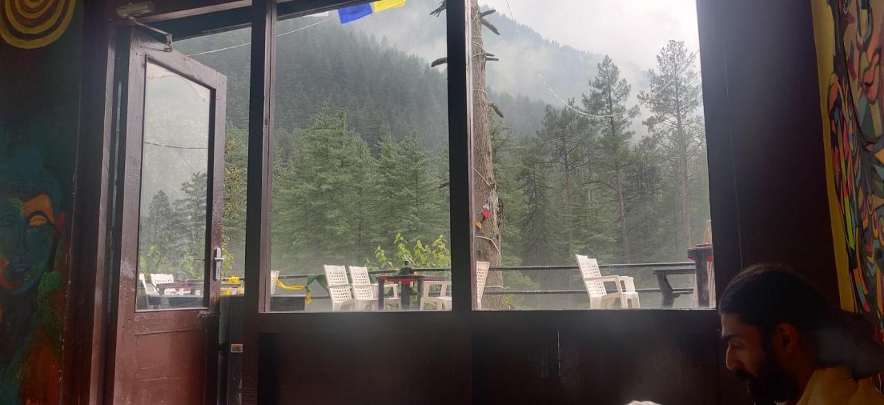 Shanti Cafe & Hostels Kasol Buitenkant foto